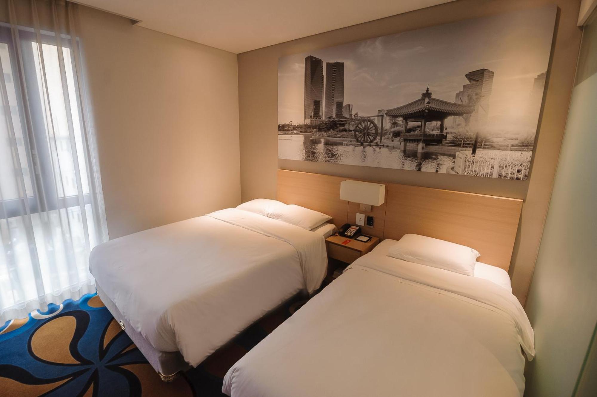 Travelodge Myeongdong Euljiro Seul Quarto foto